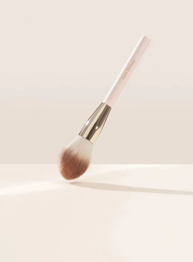 Rare Beauty Always an Optimist Powder Brush