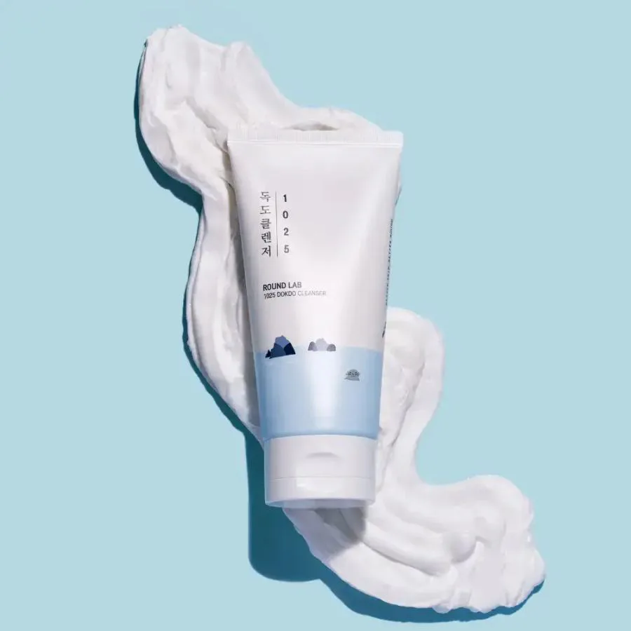 1025 Dokdo Cleanser Round Lab