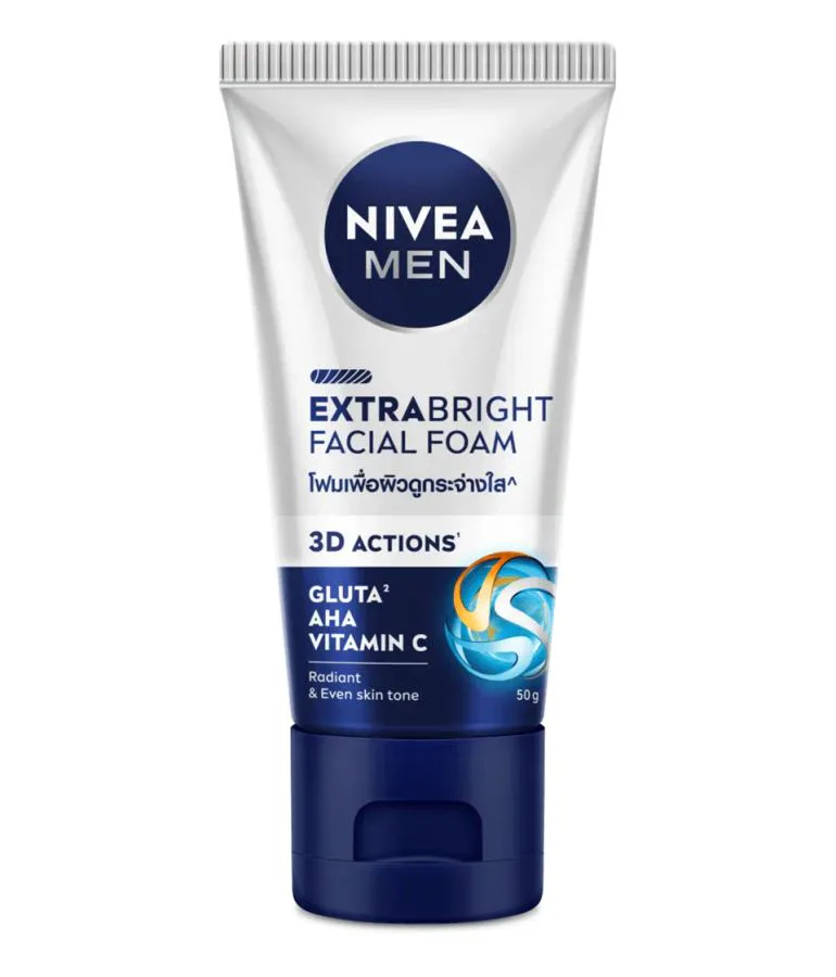 Nivea เอ็กซ์ตร้า ไบรท์ เฟเชี่ยล โฟม